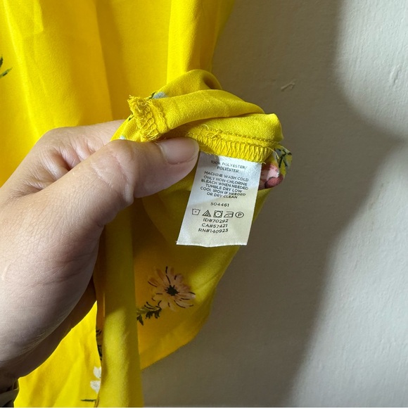 Loft Yellow Floral Ruffle Sleeveless Tank Top - Picture 5 of 6